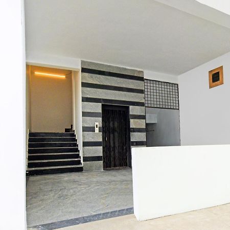 Hotel O Malani Inn Hajdarabad Zewnętrze zdjęcie